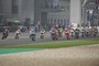 Die MotoGP-Fahrer unter dem Flutlicht von Katar