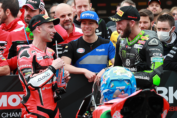 Marco Melandri (li.) und Tom Sykes (re.) sind auf Jobsuche