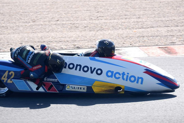 Lennard Göttlich und Lucas Krieg beim Test in Val de Vienne