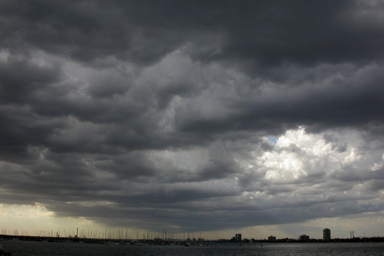 Der Himmel über St. Kilda (Melbourne)