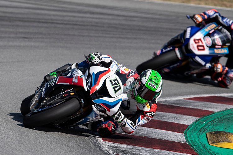 Eugene Laverty vor Michael van der Mark