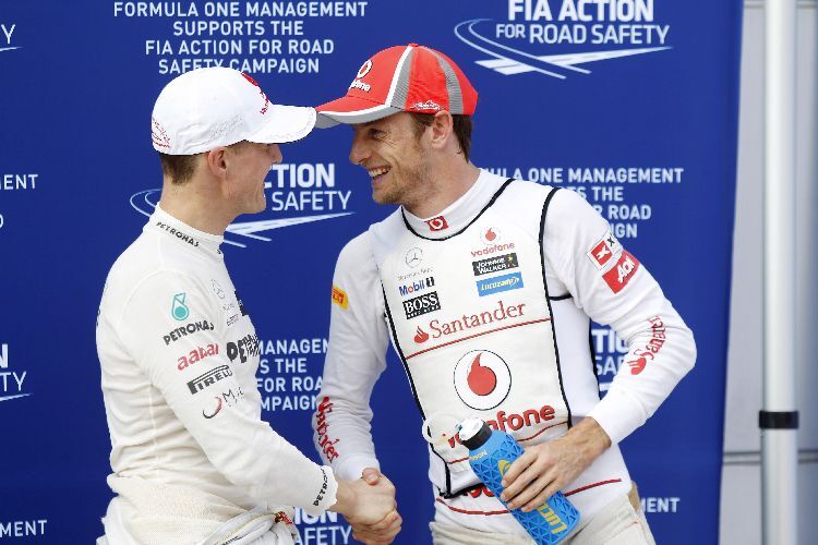 Jenson Button gratuliert Michael Schumacher