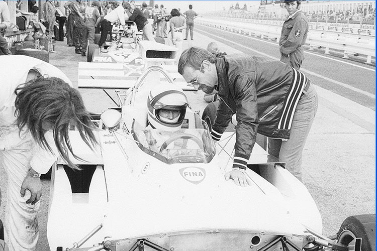 Formel-1-GP Nürburgring 1973: Yörn Pugmeister mit Jochen Mass