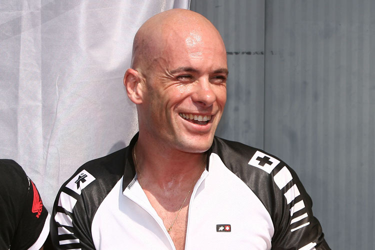 Régis Laconi ist immer noch Rennfahrer