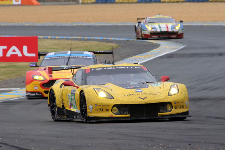 Corvette gewinnt nach Daytona und Sebring auch Le Mans 