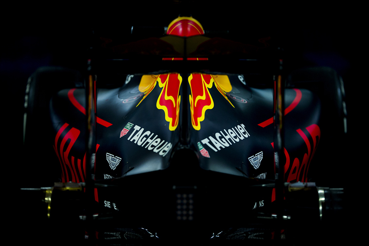 Red Bull Racing setzt die Partnerschaft mit TAG Heuer fort