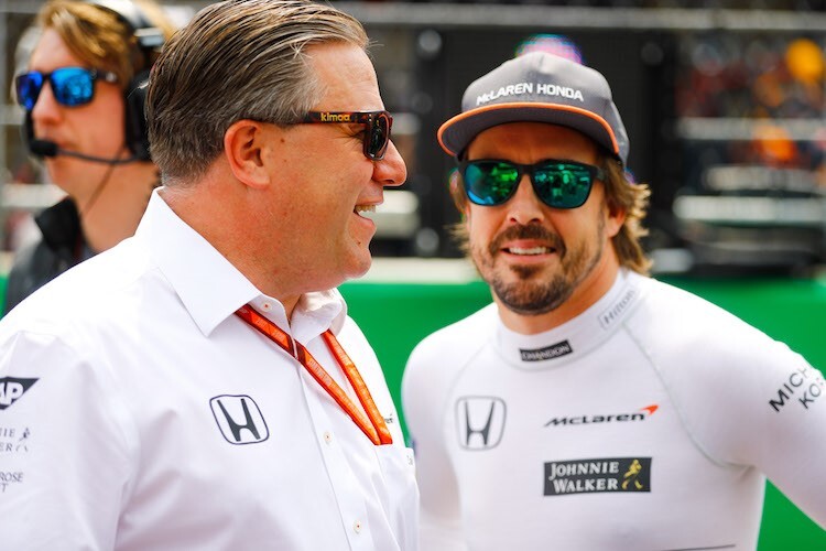 Zak Brown mit Fernando Alonso