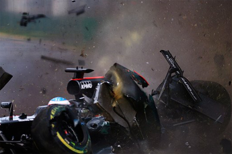 Unfall von Fernando Alonso
