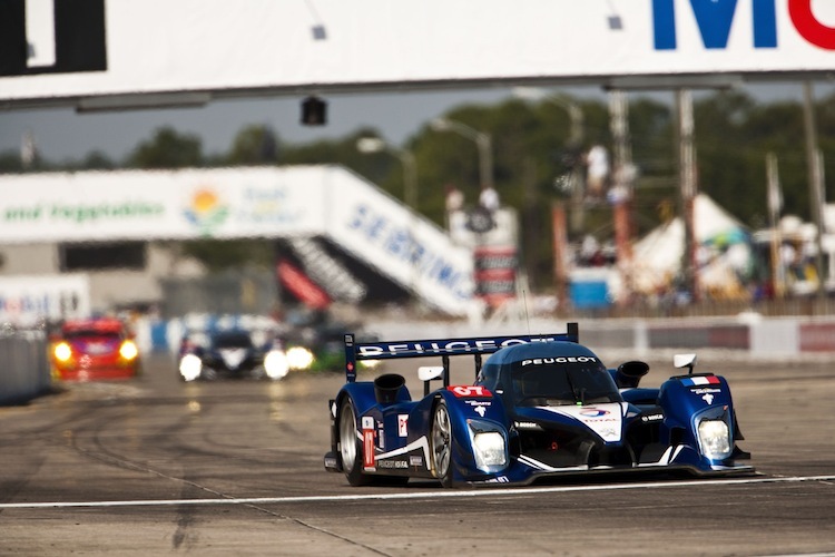 Peugeot sorgt für Langeweile in Sebring