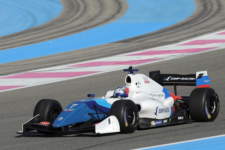 Egor Orudzhev holte im ersten Lauf auf dem Circuit Paul Ricard den Sieg