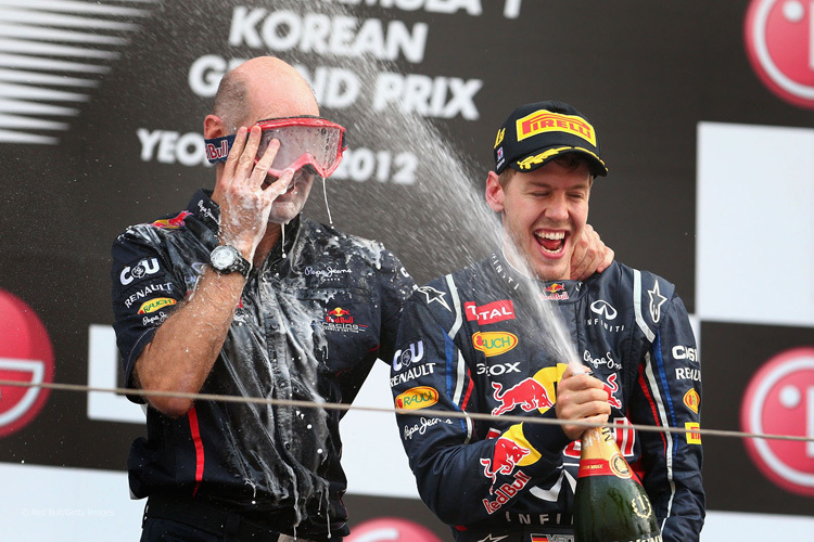 Adrian Newey und Sebastian Vettel: Freude über einen Sieg in Korea