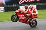 2009 in Donington: Mamola mit Prinz Harry auf dem Sozius