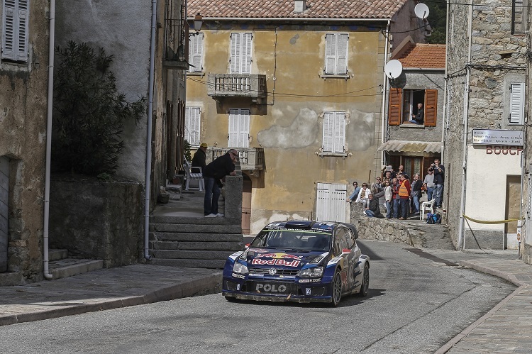 Jari-Matti Latvala auf Kurs zum zweiten Frankreich-Sieg