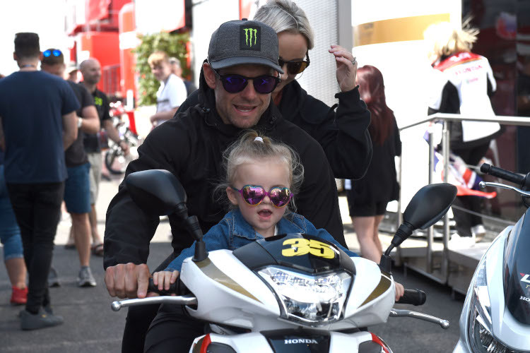 Taxi-Crutchlow: Willow, Cal und Lucy beim Silverstone-GP 2019