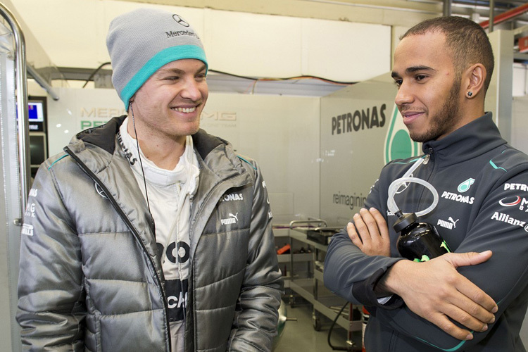 Nico Rosberg zu Lewis Hamilton: «Hast du gehört, es soll neue Regeln geben!»