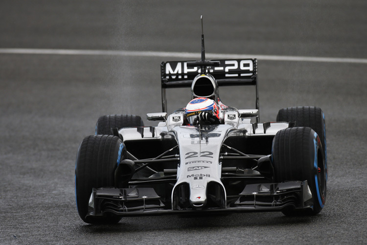 Auch McLaren arbeitet mit einem Fortsatz der Nase