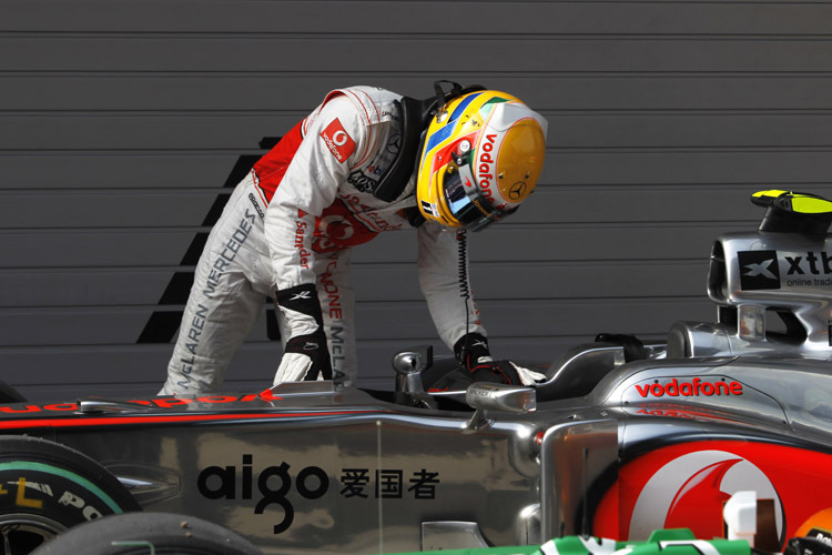 Liess nach der Quali etwas den Kopf hängen: Lewis Hamilton