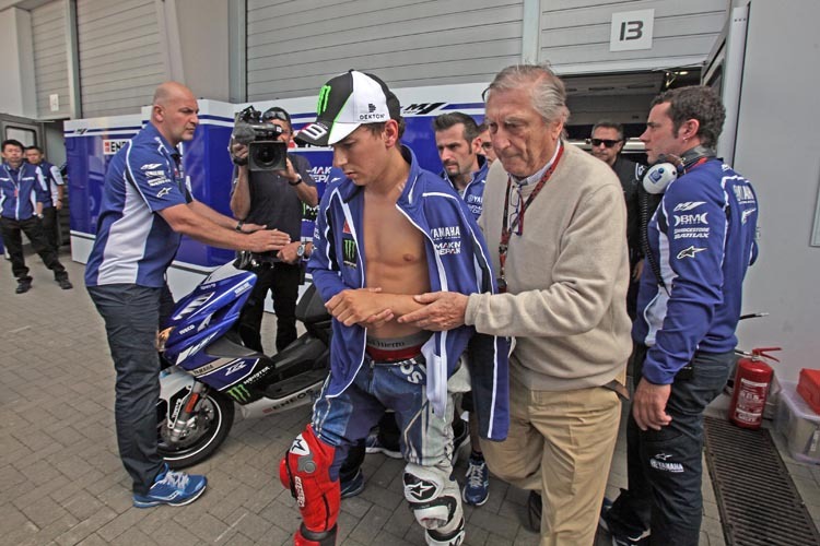 Sachsenring 2013: Lorenzo nach dem Crash mit Dr. Costa