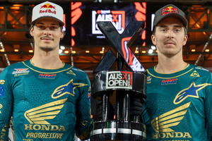 Die Lawrence-Brüder in Melbourne)