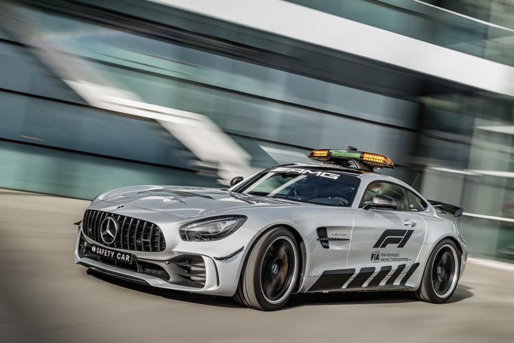 Der Mercedes-AMG GT R, neues Führungsfahrzeug in der Formel 1-Saison 2018
