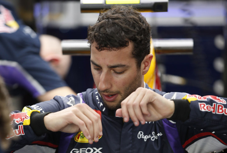 Red Bull Racing-Pilot Daniel Ricciardo: «Die Mercedes-Jungs waren heute klar schneller als wir, aber die kämpfen ja sowieso um den WM-Titel, da lassen wir sie lieber ziehen»