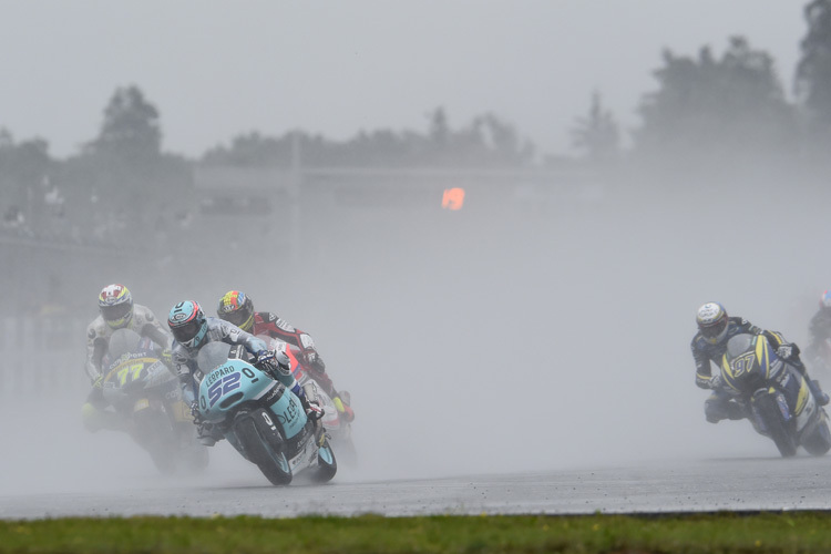 Danny Kent kämpfte mit der Gischt