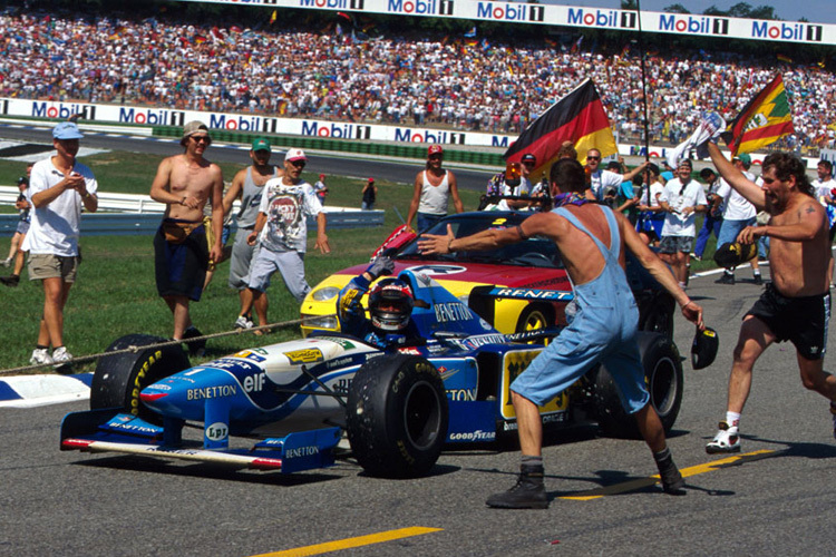 Delirium in Hockenheim wegen Michael Schumacher