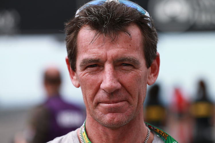 Troy Corser will seinen Namen nicht mehr mit JR Racing in Verbindung gebracht sehen 