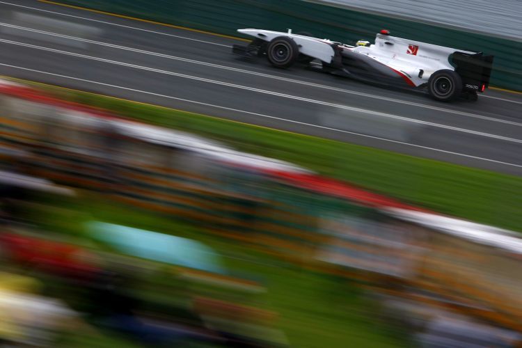 De la Rosa beim Marsch durch den Albert Park