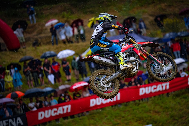 Antonio Cairoli startet in Arnheim auf der Ducati Desmo450MX