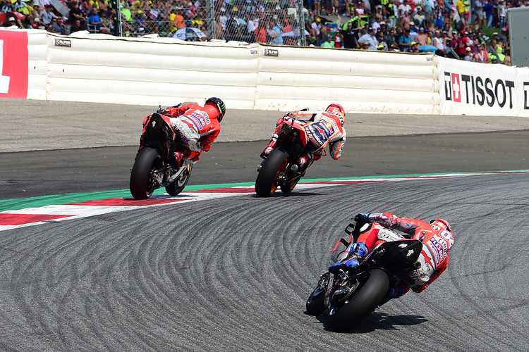 Andrea Dovizioso musste sich Jorge Lorenzo und Marc Márquez geschlagen geben