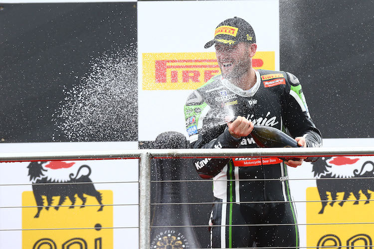 Tom Sykes gewann die letzten vier Superbike-Rennen in Donington Park!