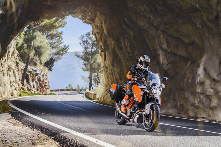 KTM 1290 SUPER DUKE GT