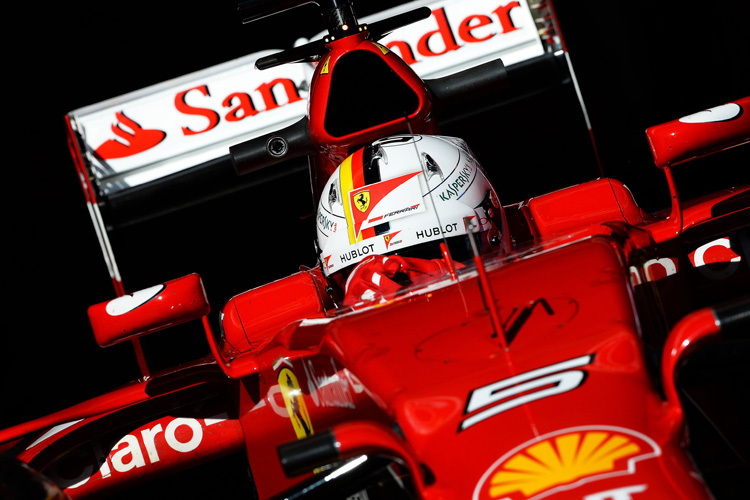 Sebastian Vettel in seinem Ferrari