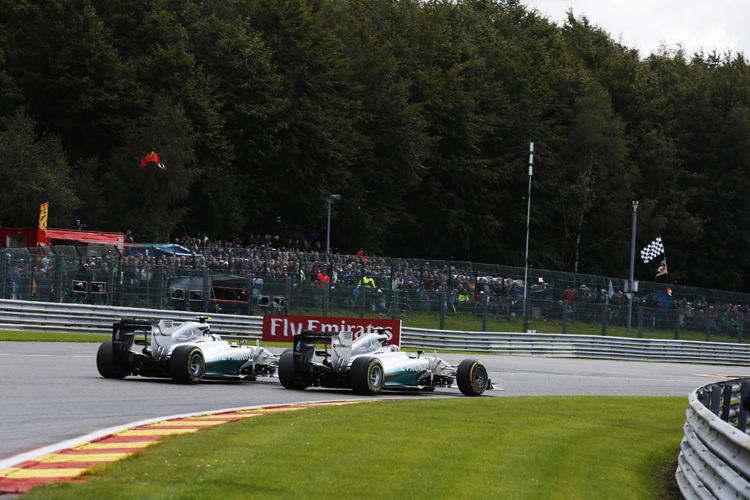 Nico Rosberg gegen Lewis Hamilton: Gleich wird es krachen