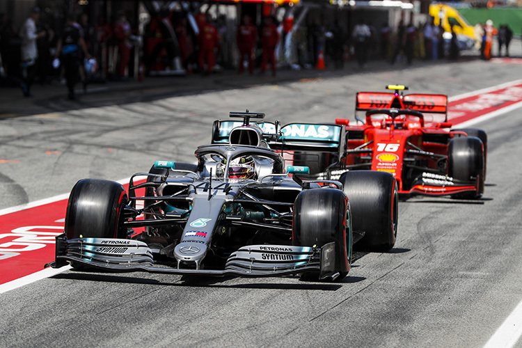 Mercedes vor Ferrari, auch in Spanien