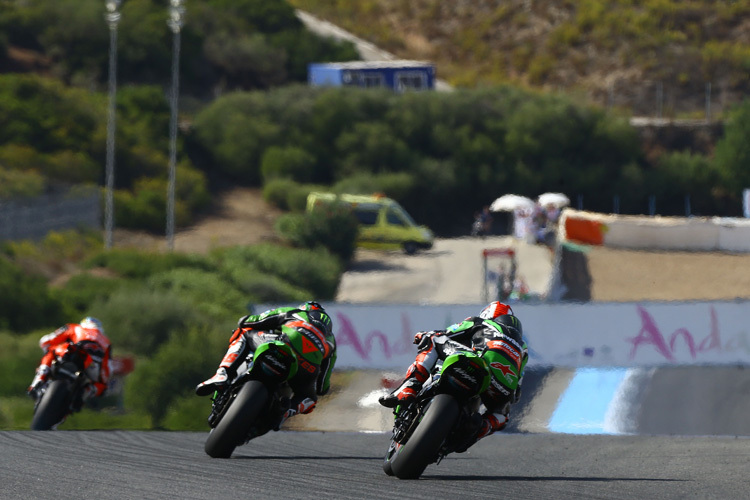 Chaz Davies, Tom Sykes und Jonathan Rea testen fleißig