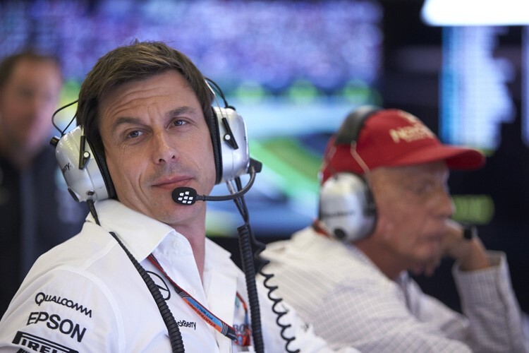 Toto Wolff (links) neben Niki Lauda