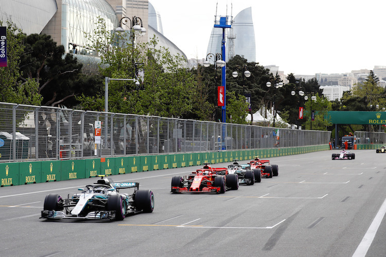 Sebastian Vettel nimmt Anlauf zur Attacke auf Leader Bottas