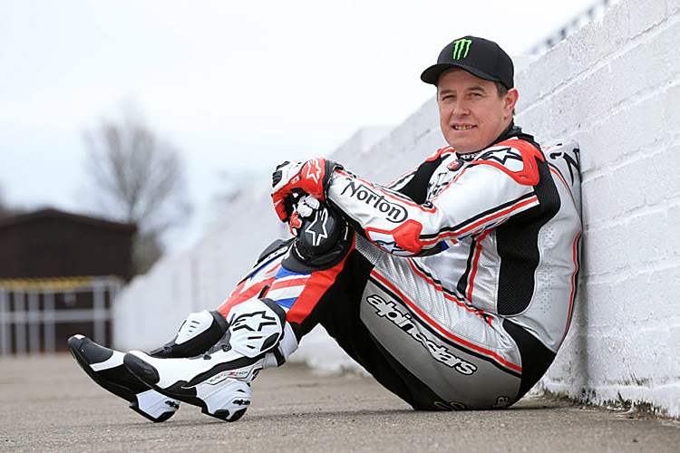 John McGuinness: Das Norton-Leder passt