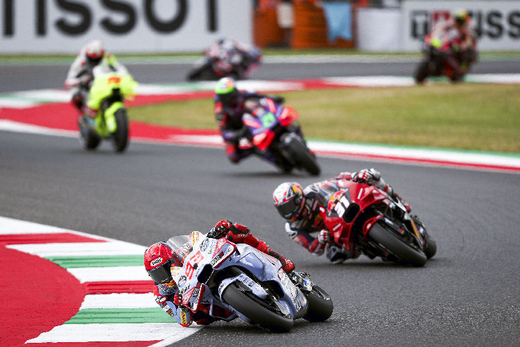 Marc Márquez (vorne) unterwegs in Mugello