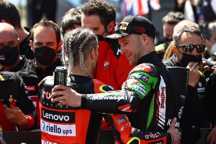 Alvaro Bautista und Jonathan Rea (v.l.)