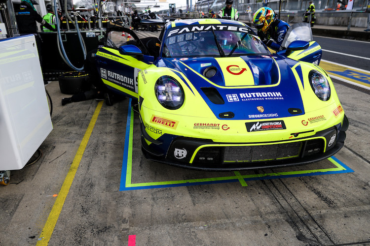 Rutronik-Pole auf dem Nürburgring