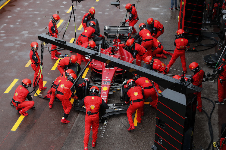 Charles Leclerc verlor die Führung im Heimrennen durch eine ungeschickte Strategie