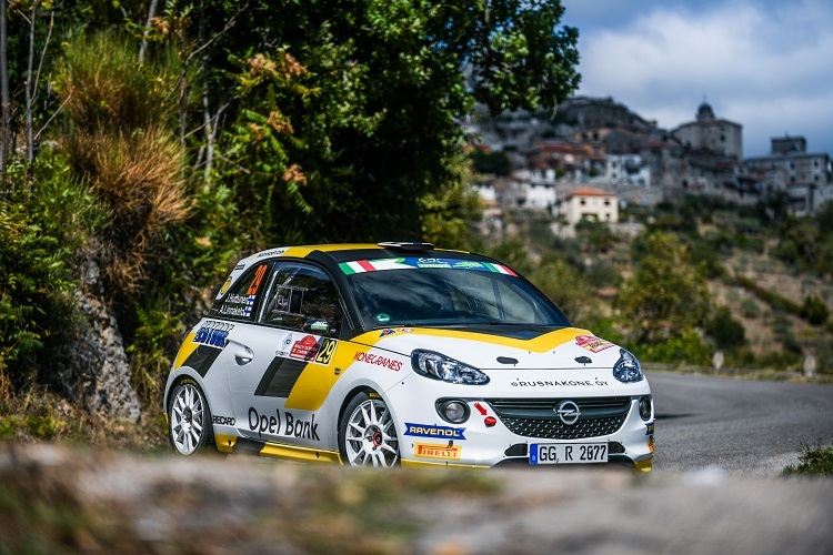 Der Opel Adam für das Junior-Team