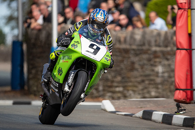 Rob Hodson gewann den Classic Superbike Manx Grand Prix