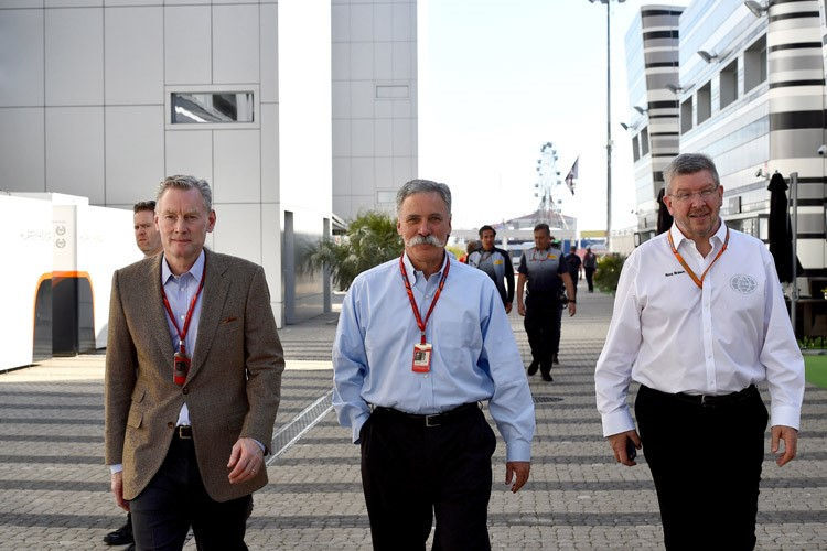 Sean Bratches, Chase Carey und Ross Brawn