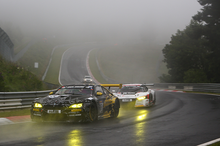 Müller, Krohn und Bouveng gehören am Samstag mit ihrem BMW M6 GT3 zu den Favoriten. 