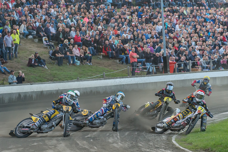 Der Langbahn-GP und die Team-WM (Bild) lockten in Vechta immer tausende Besucher an