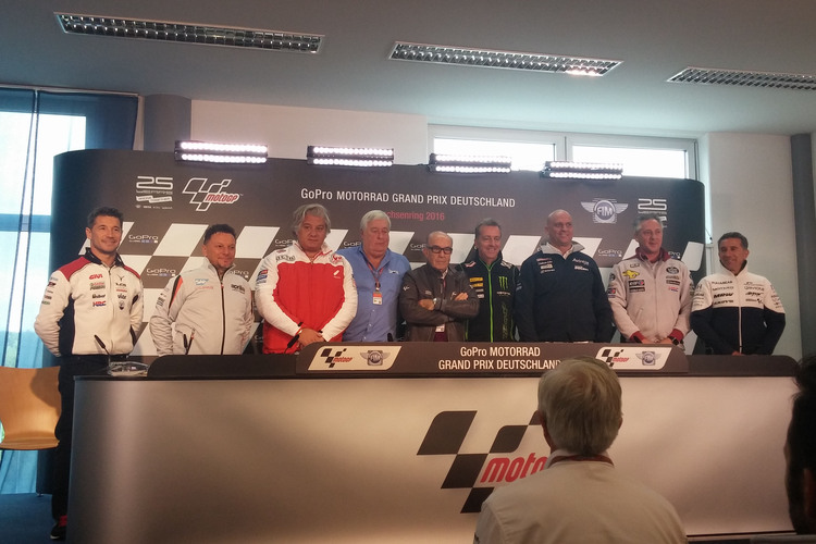 Cecchinello, Gresini, Campinoti, Trimby, Ezpeleta, Poncharal, Romero, Bartholemy und Martinez